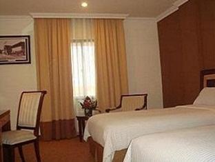 Hôtel Semarak International à Medan Extérieur photo